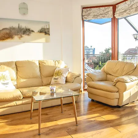 Nessebar's New Town Centre 2-bdr By Flаt Manаger Apartment *